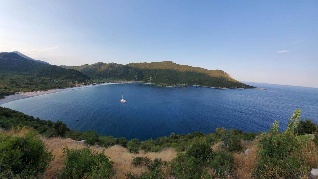 Arcadian Stone House In A Quiet Landscape, Leonidion Βίλα Πούλιθρα Εξωτερικό φωτογραφία